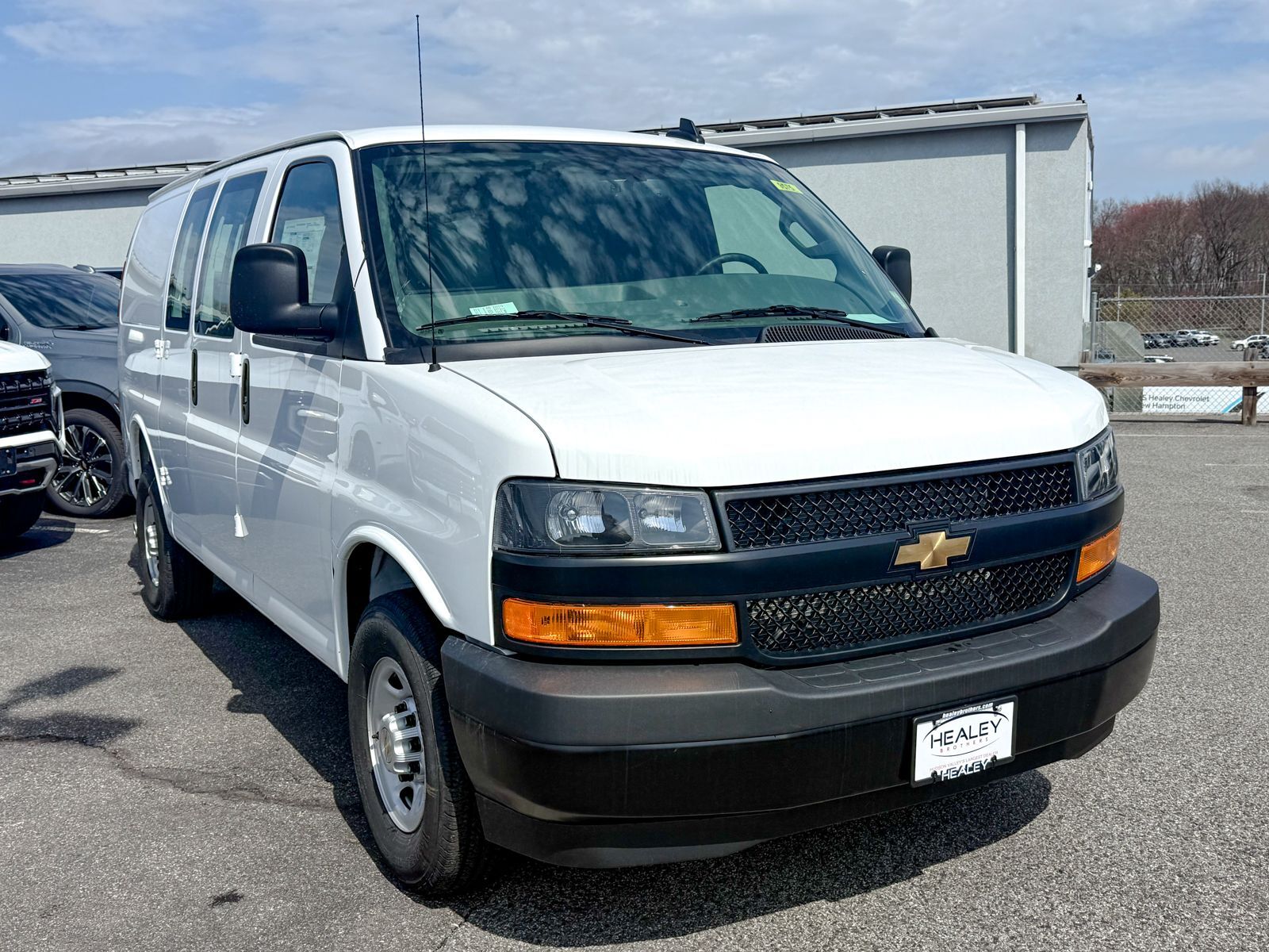 2025 CHEVROLET Express 2500 in New Hampton, NY