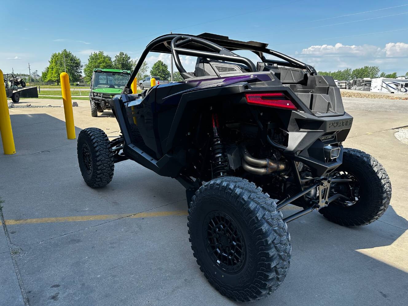 A photo of this 2026 Polaris RZR Pro R Ultimate