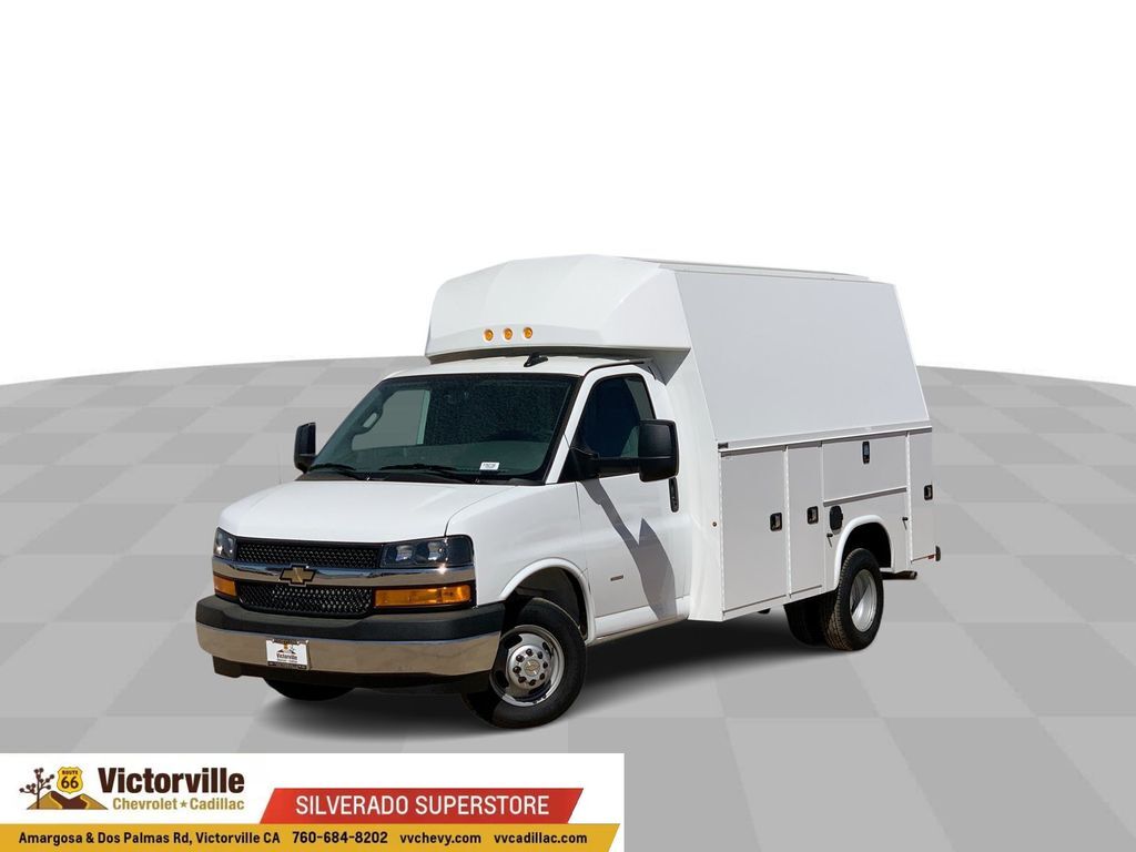 2026 CHEVROLET Express 3500 in Victorville, CA