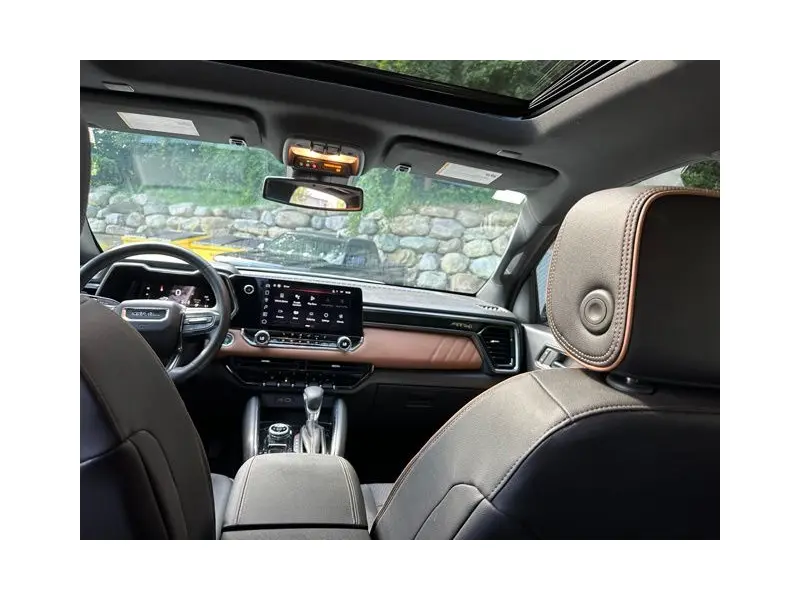 2023 GMC CANYON