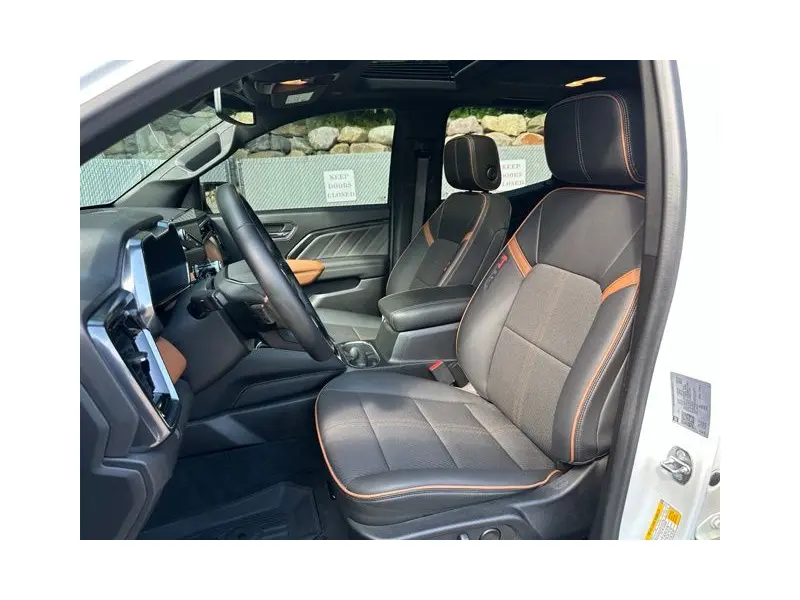 2023 GMC CANYON
