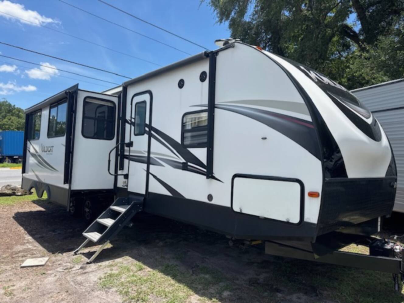 A photo of this 2020 Forest River WILDCAT 343BIK