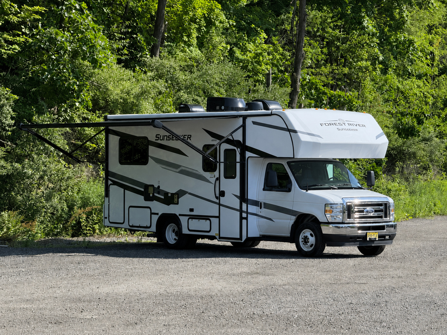 2026 Forest River SUNSEEKER 2350SLE in sussex NJ