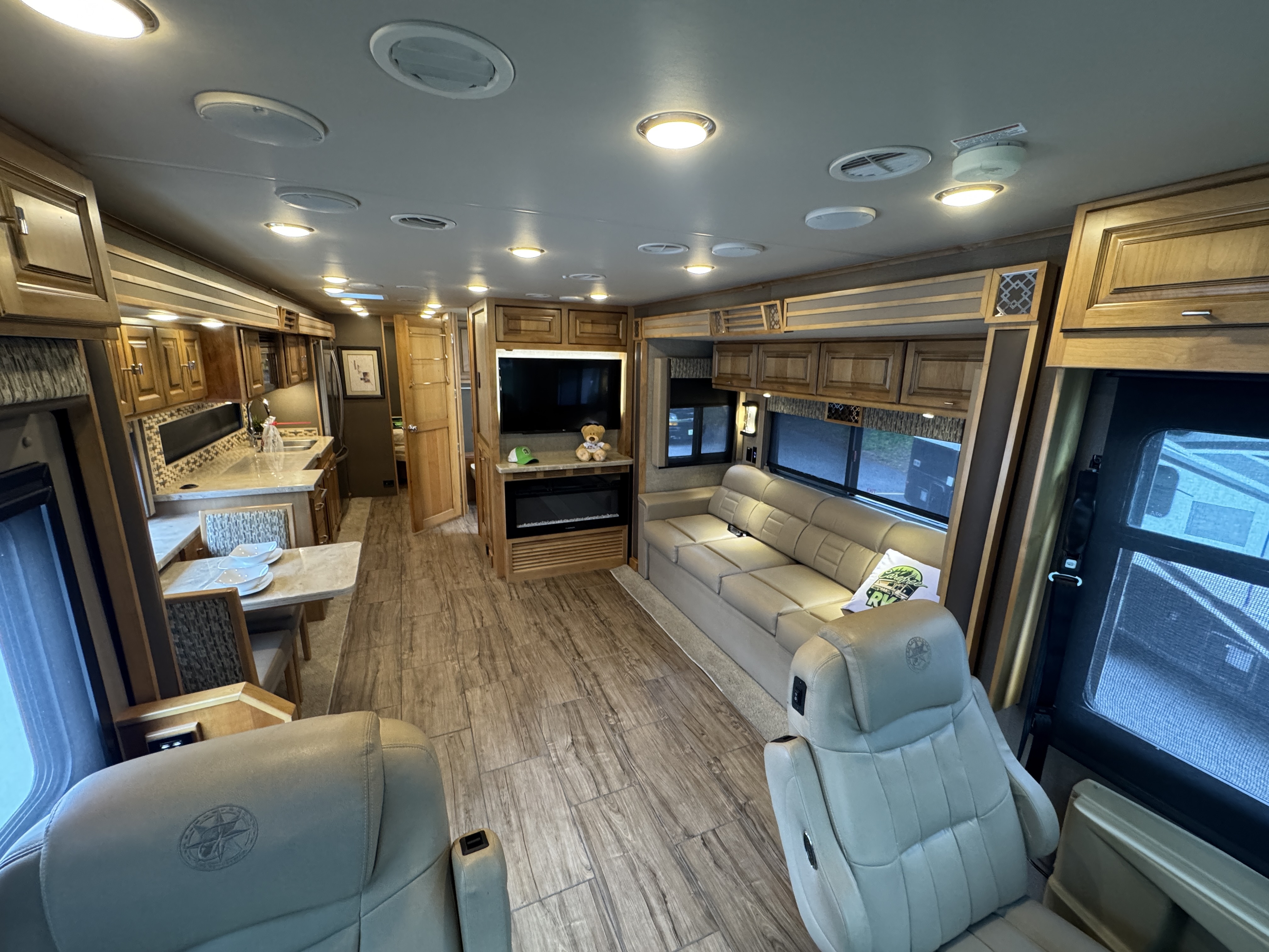 2019 Tiffin Motorhomes ALLEGRO OPEN ROAD 34 PA in exton PA