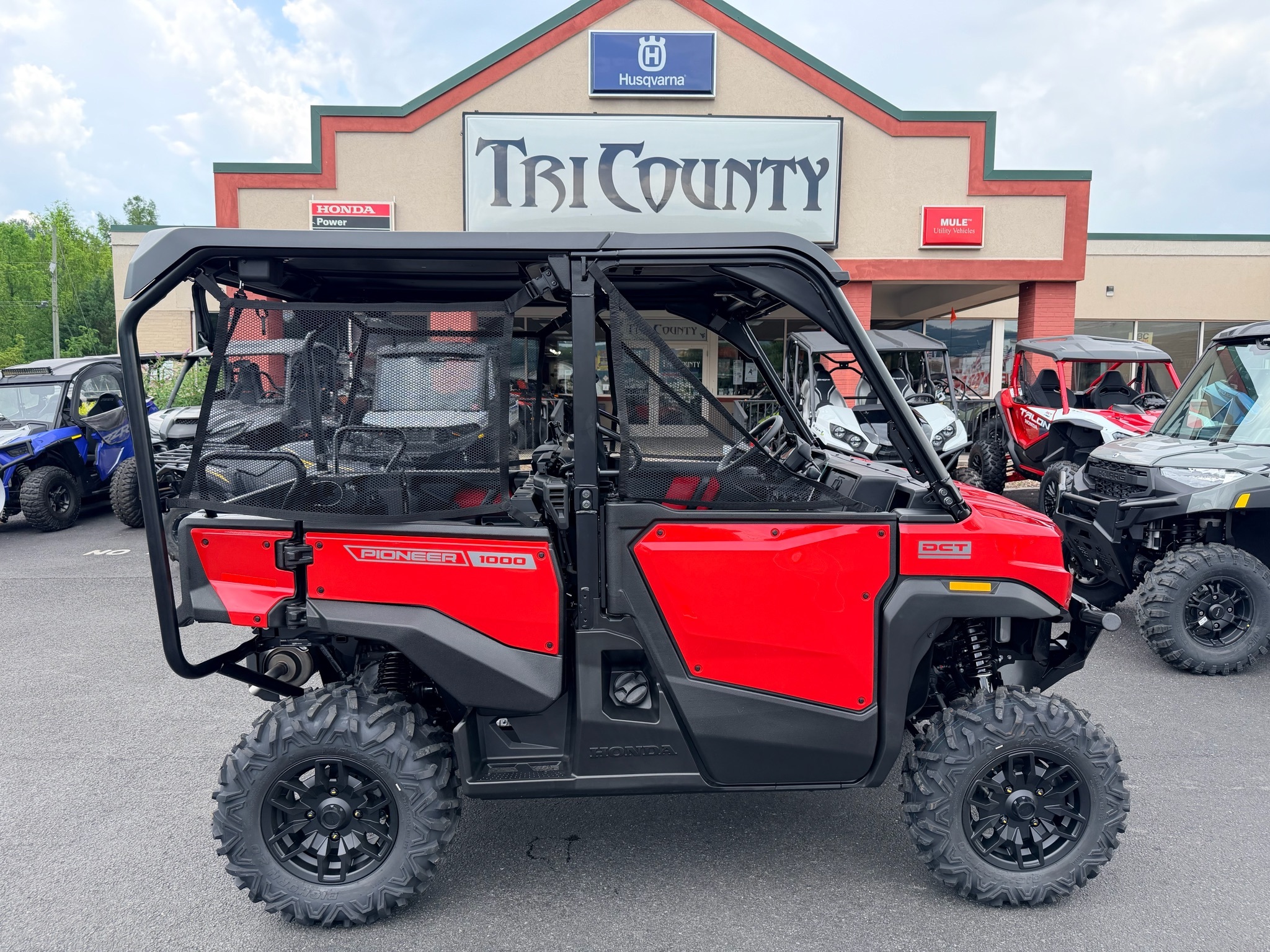 2026 Honda Pioneer 1000-5 Deluxe in petersburg WV