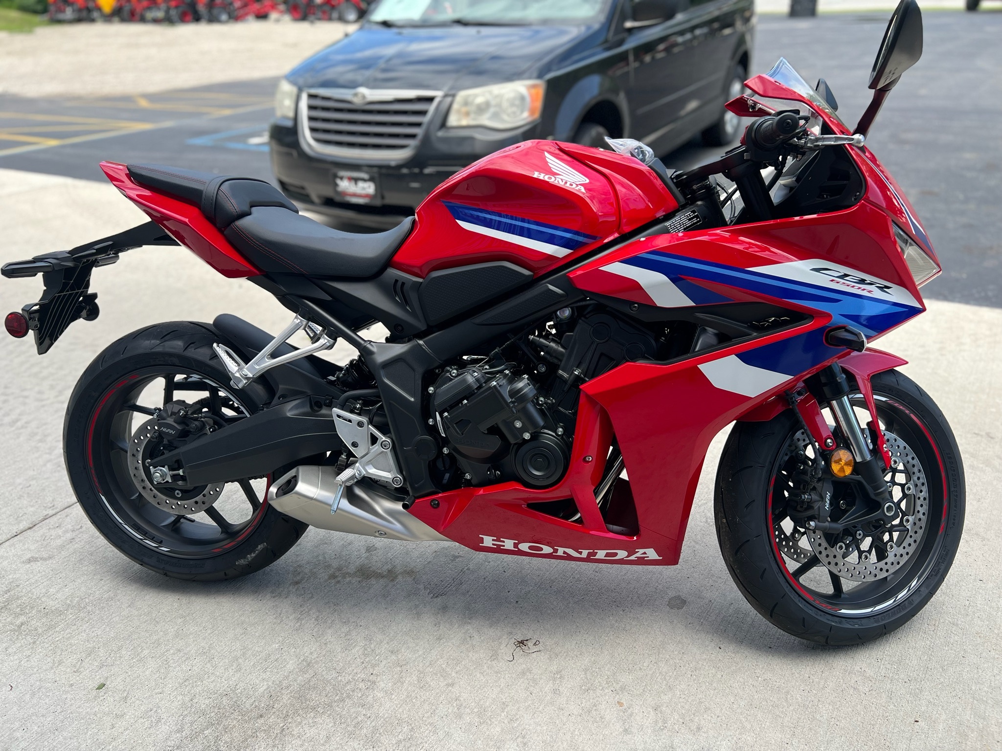2026 Honda CBR650R E-Clutch BASE in Valparaiso, IN