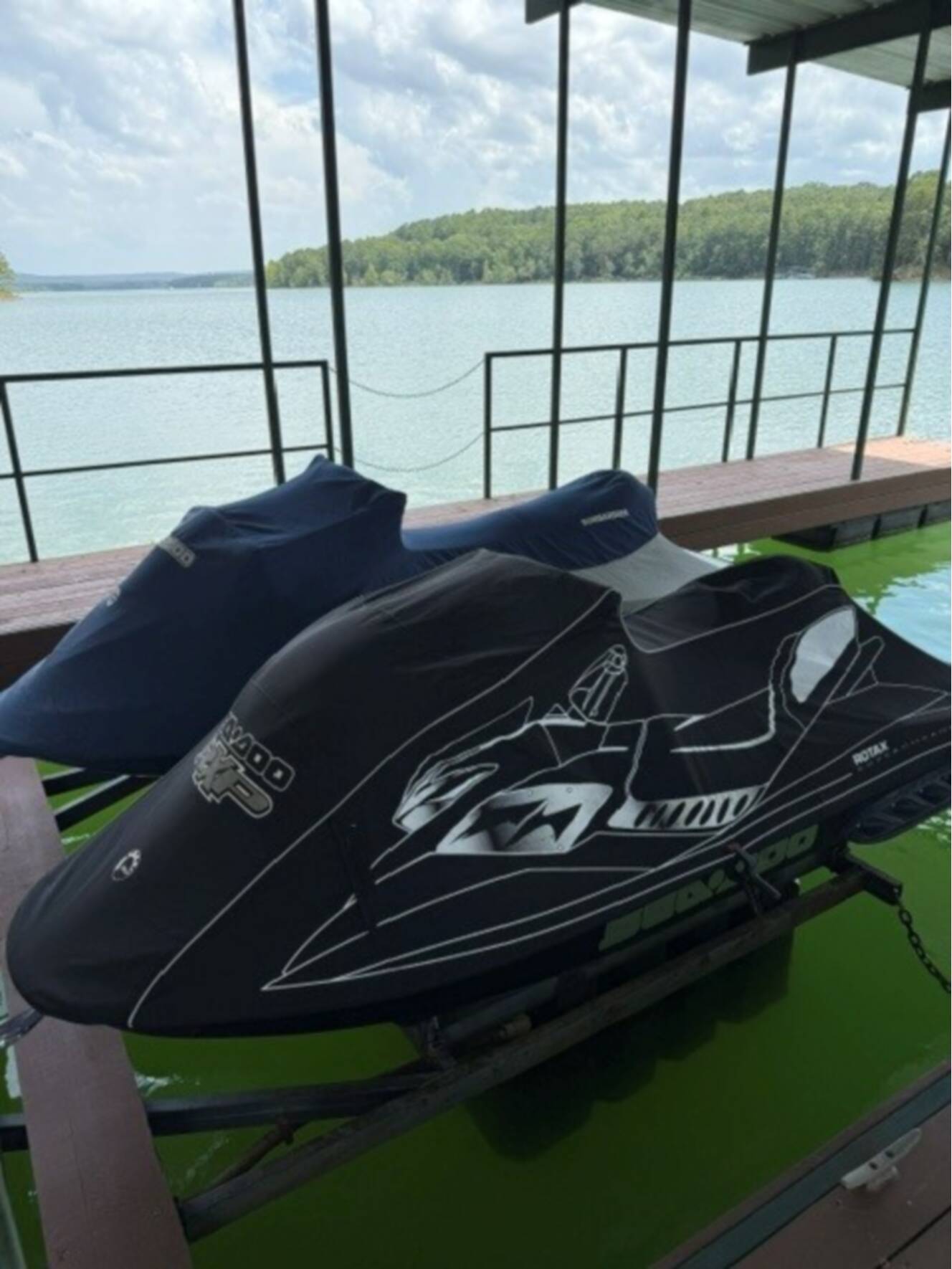 A photo of this 2006 Sea-Doo RXP 215