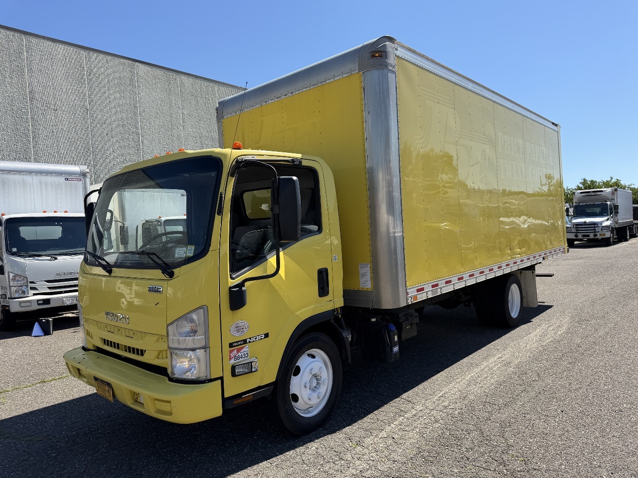 2018 ISUZU NQR in Plainview, NY