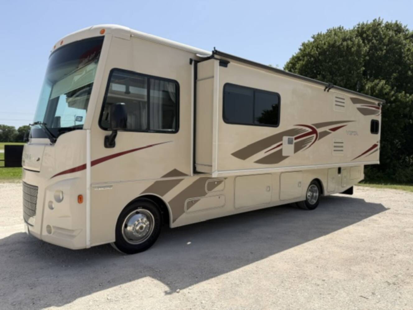 A photo of this 2017 Winnebago VISTA 29VE