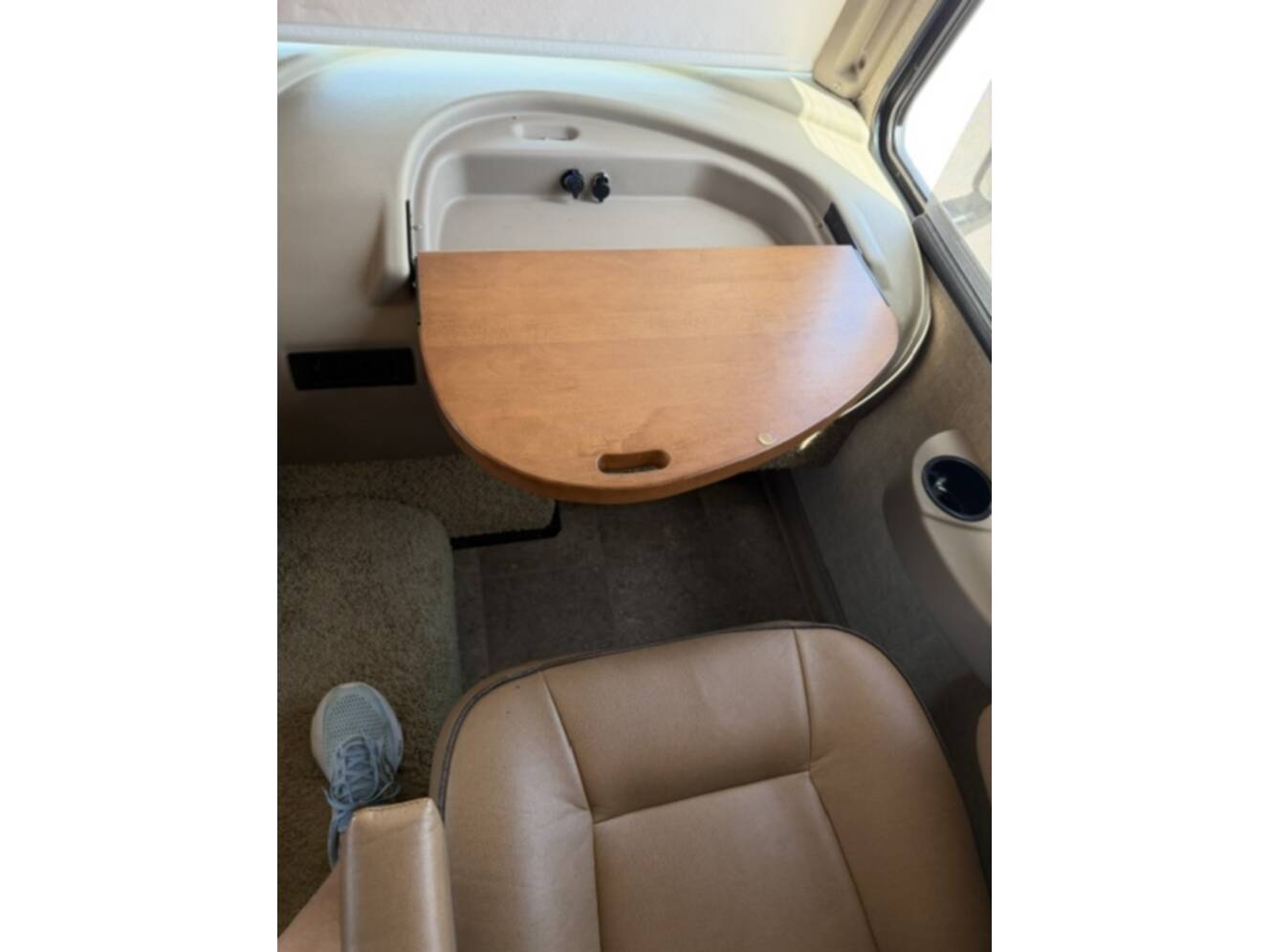 A photo of this 2017 Winnebago VISTA 29VE