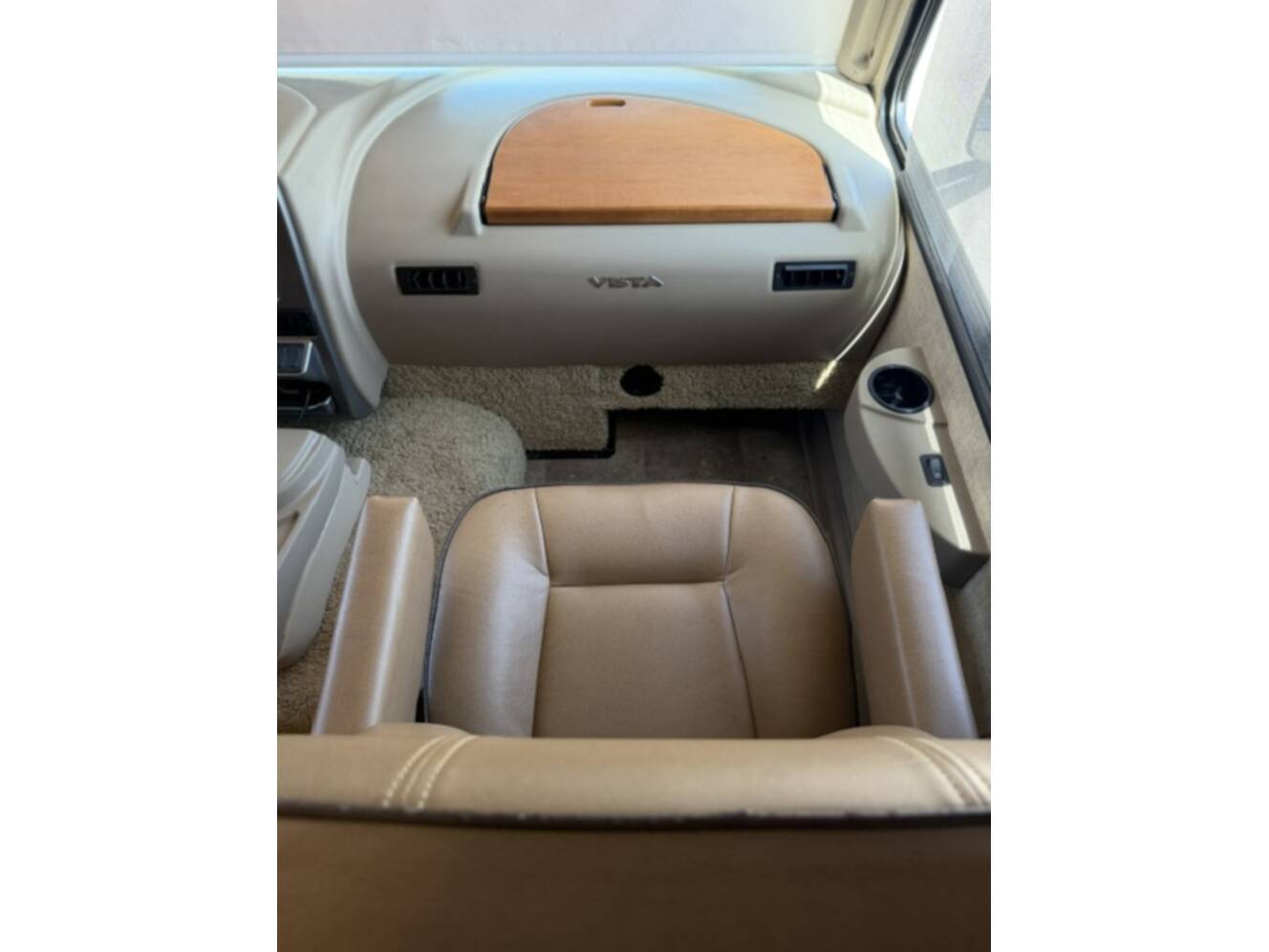 A photo of this 2017 Winnebago VISTA 29VE