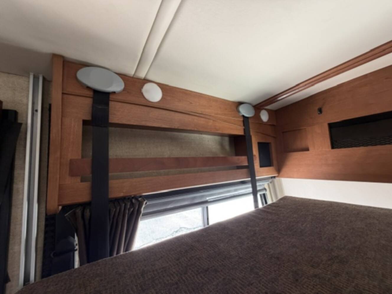 A photo of this 2017 Winnebago VISTA 29VE