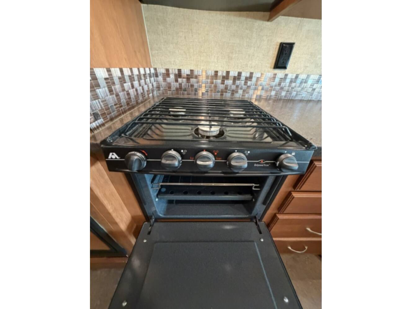 A photo of this 2017 Winnebago VISTA 29VE