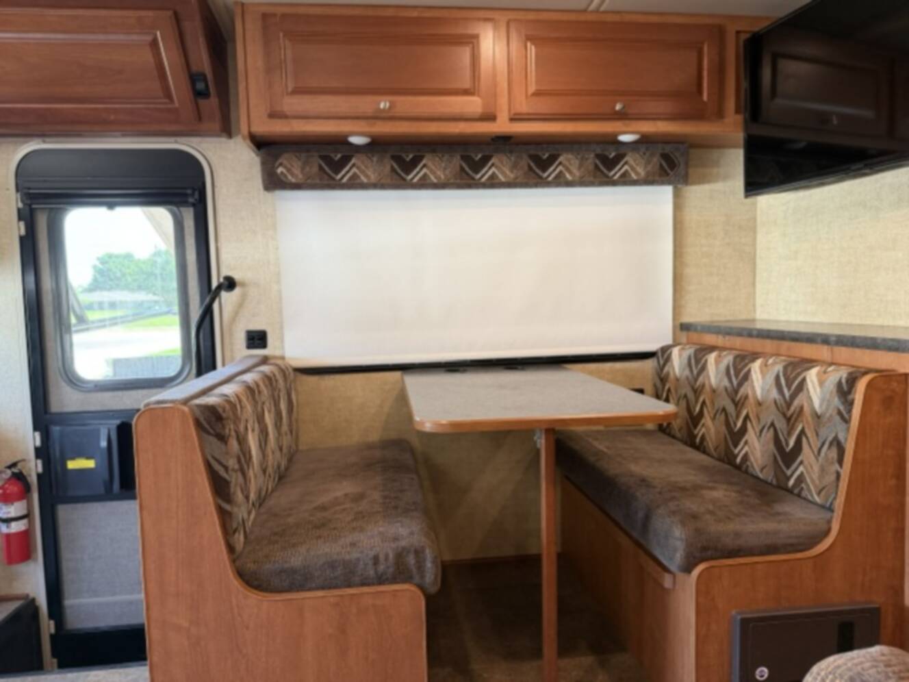 A photo of this 2017 Winnebago VISTA 29VE
