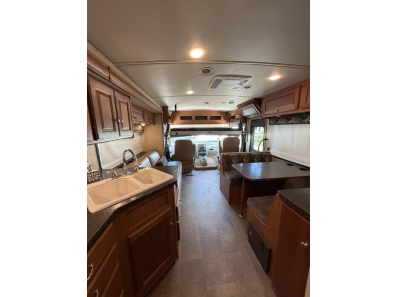 A photo of this 2017 Winnebago VISTA 29VE