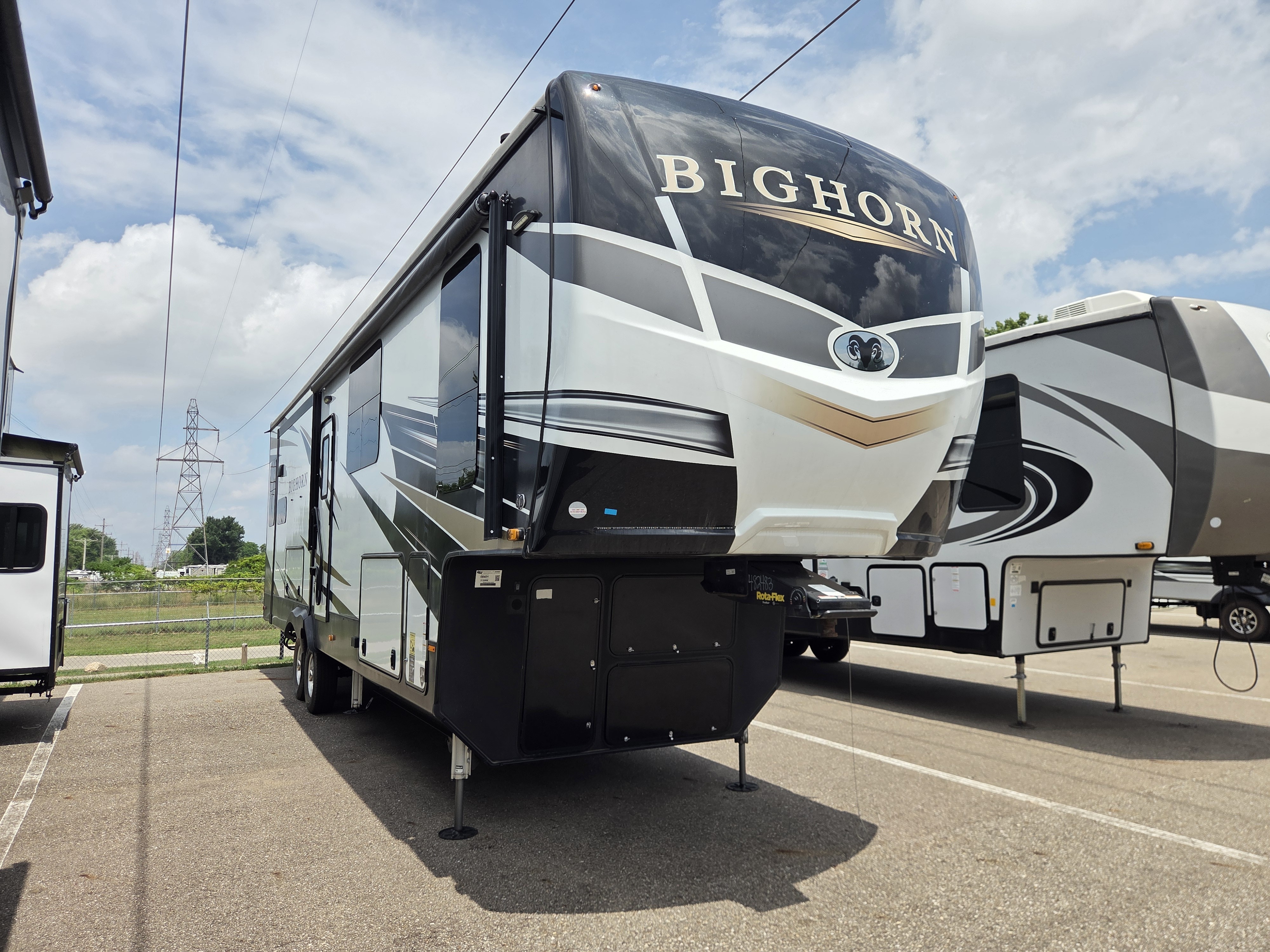 2022 Heartland Bighorn BH 3120 RK in grand rapids MI