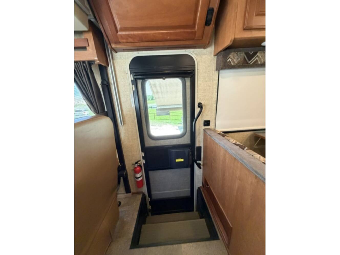 A photo of this 2017 Winnebago VISTA 29VE