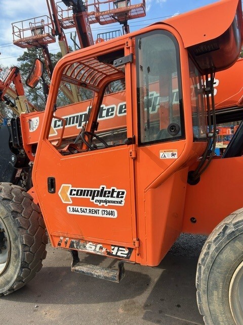 2019 SKYTRAK 6042 T4F - Telehandler Boom Forklift 6000 lb 42 ft in Lakewood, NJ