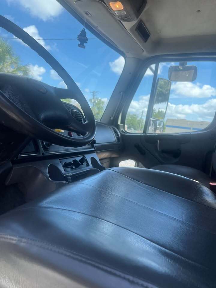 2014 FREIGHTLINER OTHER in Tampa, FL