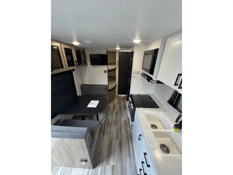 2025 JAYCO JAY FLIGHT 260BH 