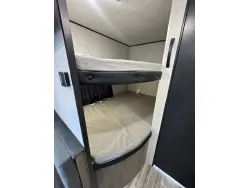 2025 JAYCO JAY FLIGHT 260BH 