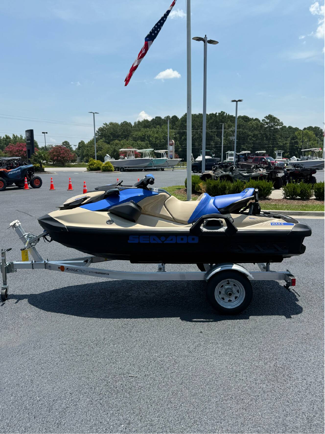 A photo of this 2025 Sea-Doo Wake 170