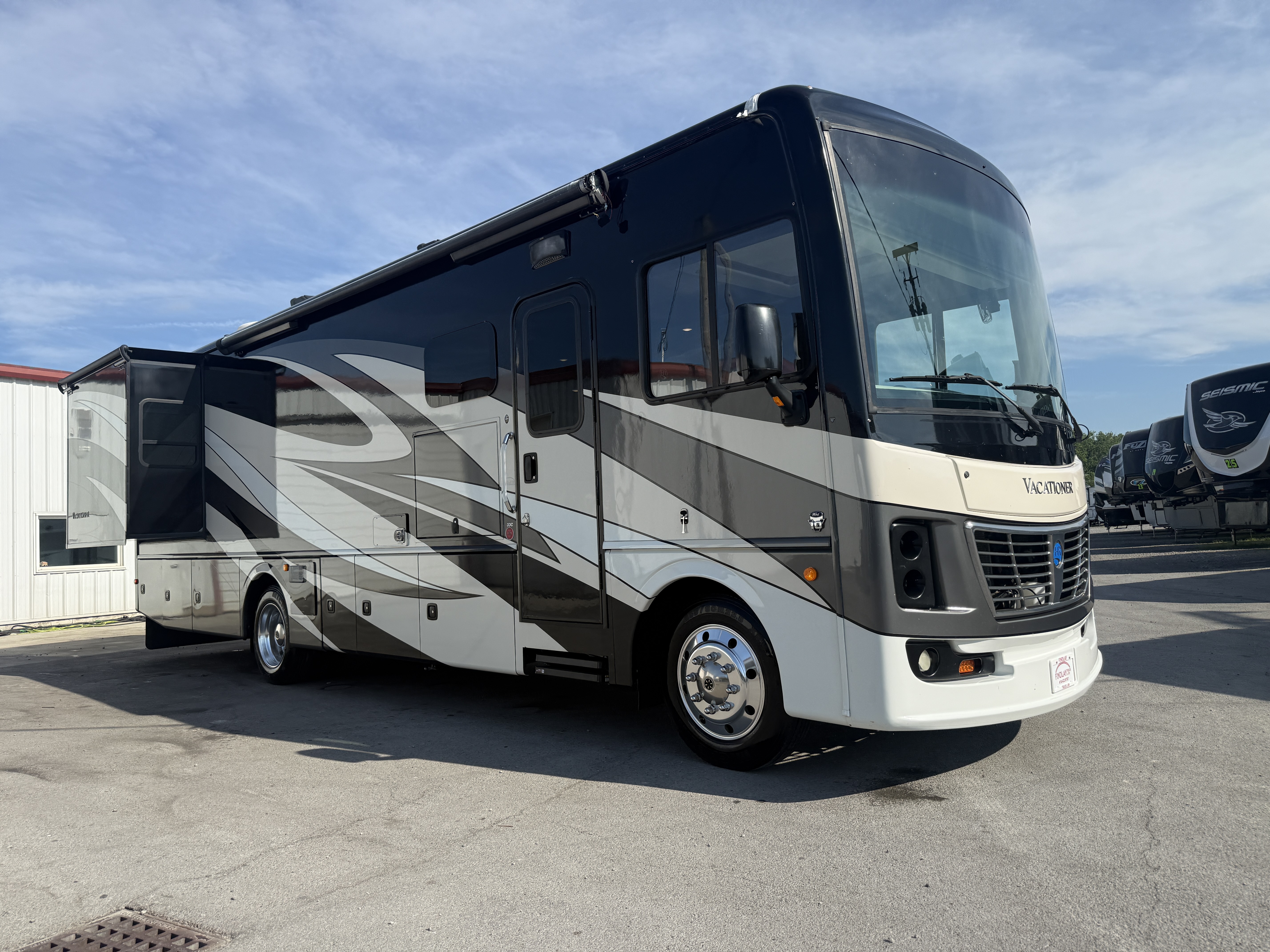 2019 Holiday Rambler VACATIONER 33C in findlay OH