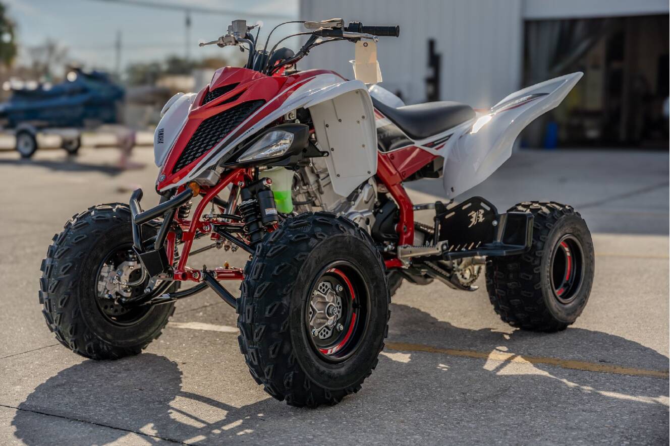 A photo of this 2026 Yamaha Raptor 700R SE
