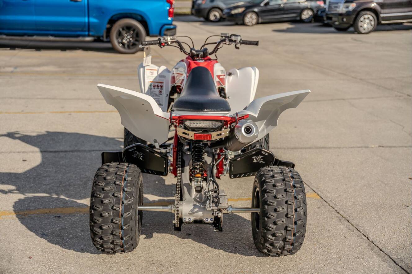 A photo of this 2026 Yamaha Raptor 700R SE