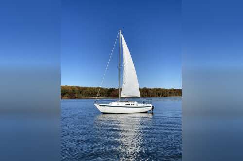 1977 Ericson 27 in new castle DE