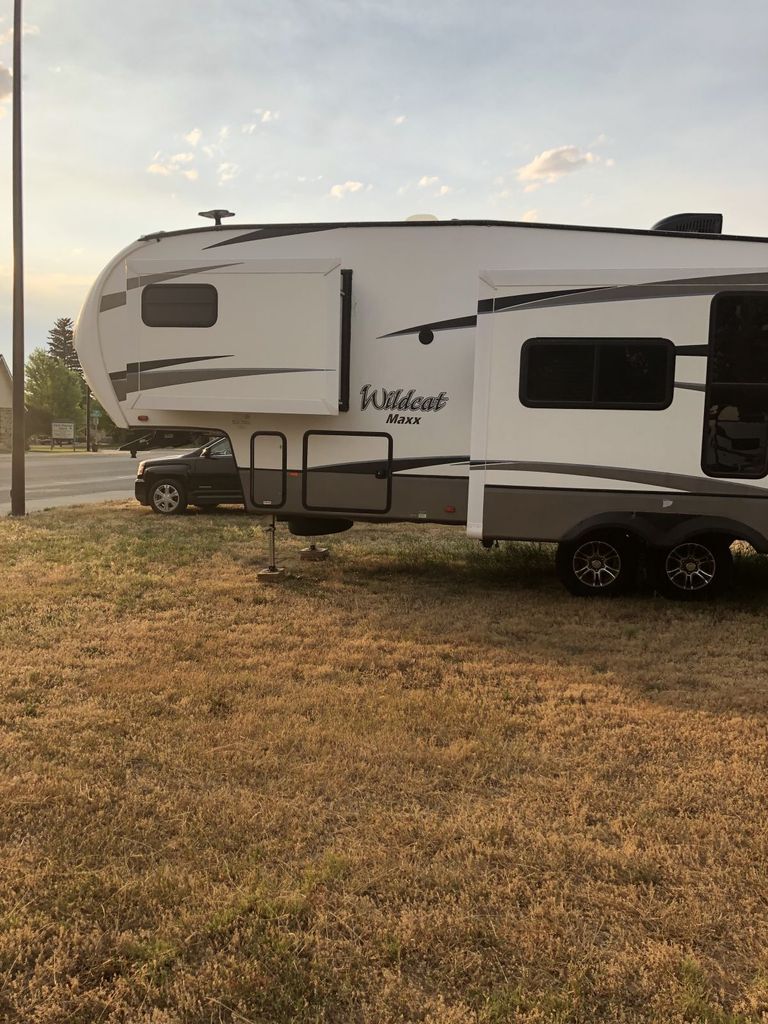 2018 Forest River Wildcat Maxx 285RKX in sheridan MT