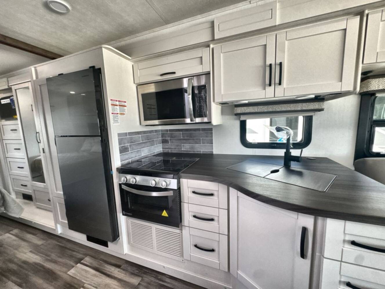 A photo of this 2026 Jayco Alante 29S