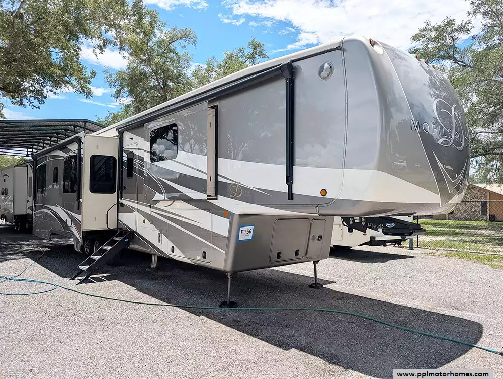 2021 DRV Mobile Suites 44 HOUSTON RV