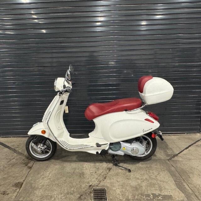 2016 Vespa PRIMAVERA 150 150 in Wilmington, NC