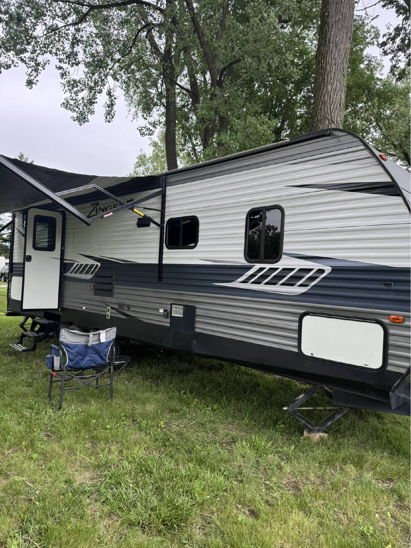 A photo of this 2018 Crossroads ZINGER 280BHS