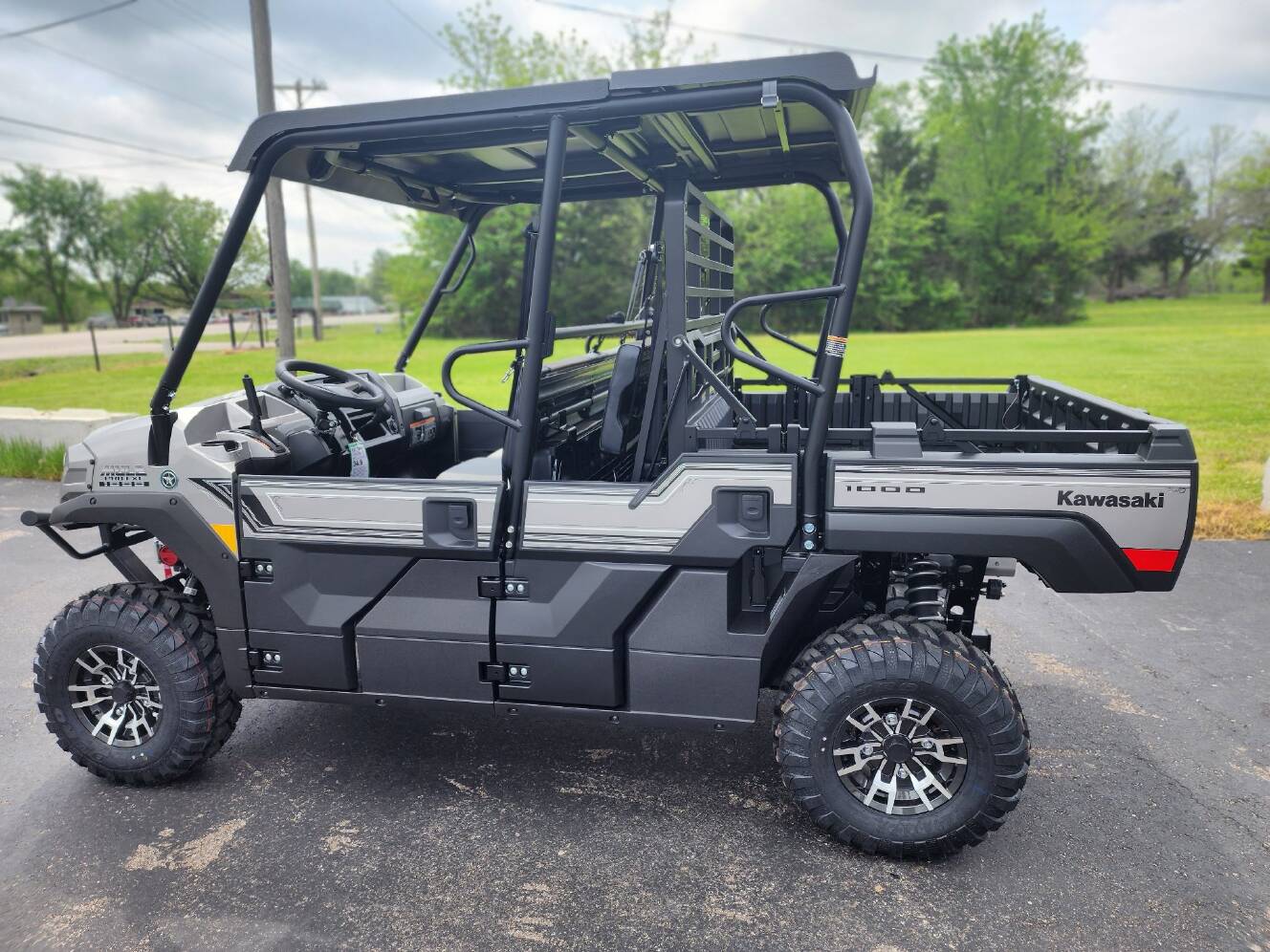 A photo of this 2026 Kawasaki MULE PRO-FXT™ 1000 LE Ranch Edition