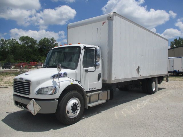 2020 FREIGHTLINER BUSINESS CLASS M2 106 in Grandview, MO