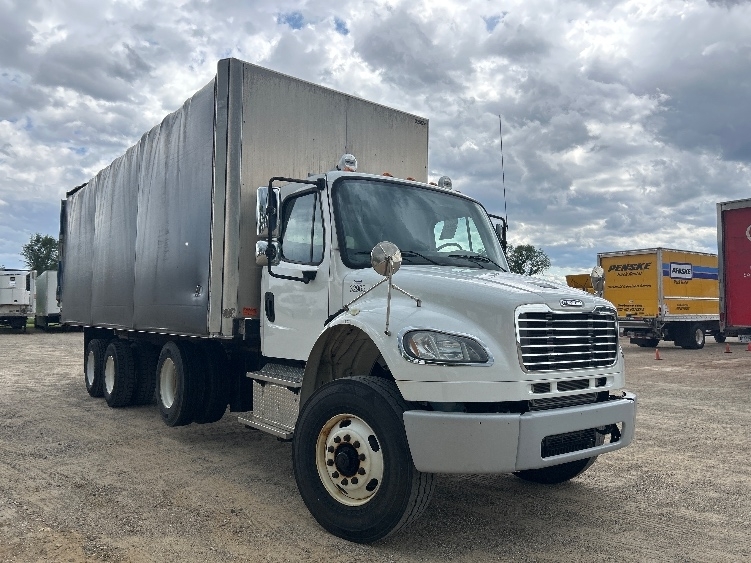 2019 FREIGHTLINER BUSINESS CLASS M2 106 in Mattawan, MI
