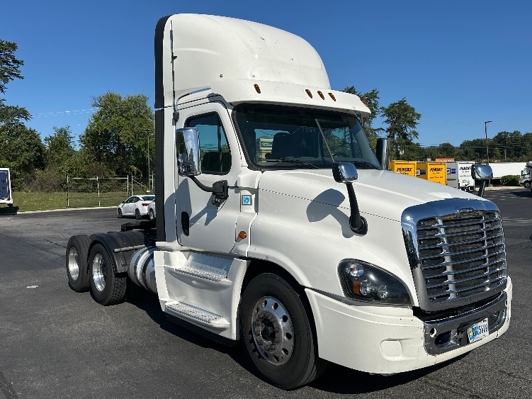 2018 FREIGHTLINER CASCADIA 125 in Baltimore, MD