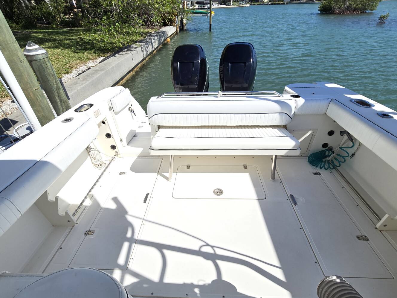 A photo of this 1999 Boston Whaler 280 Conquest