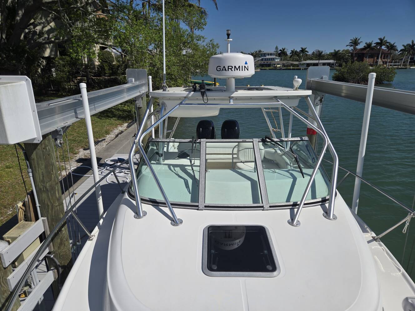 A photo of this 1999 Boston Whaler 280 Conquest