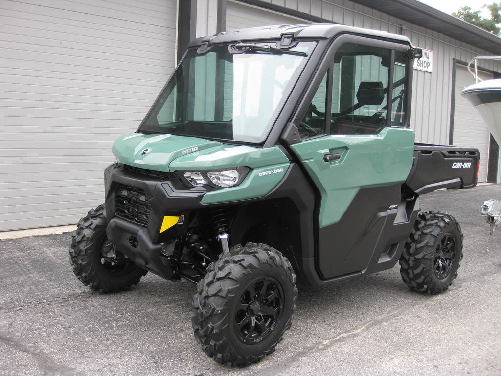 2026 Can-Am Defender DPS CAB HD10 in indian river MI
