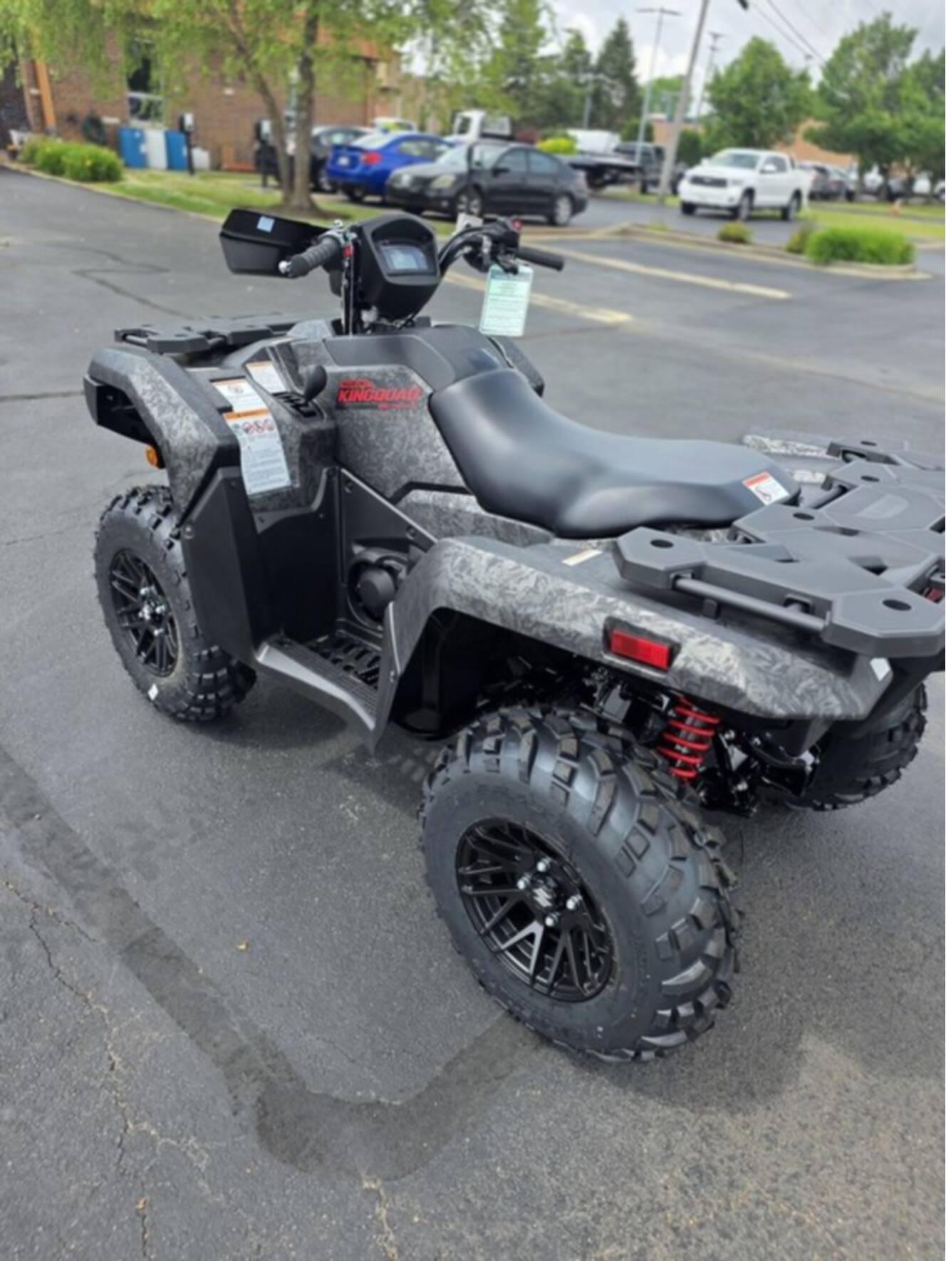 A photo of this 2026 Suzuki KingQuad 750AXi Power Steering SE Plus