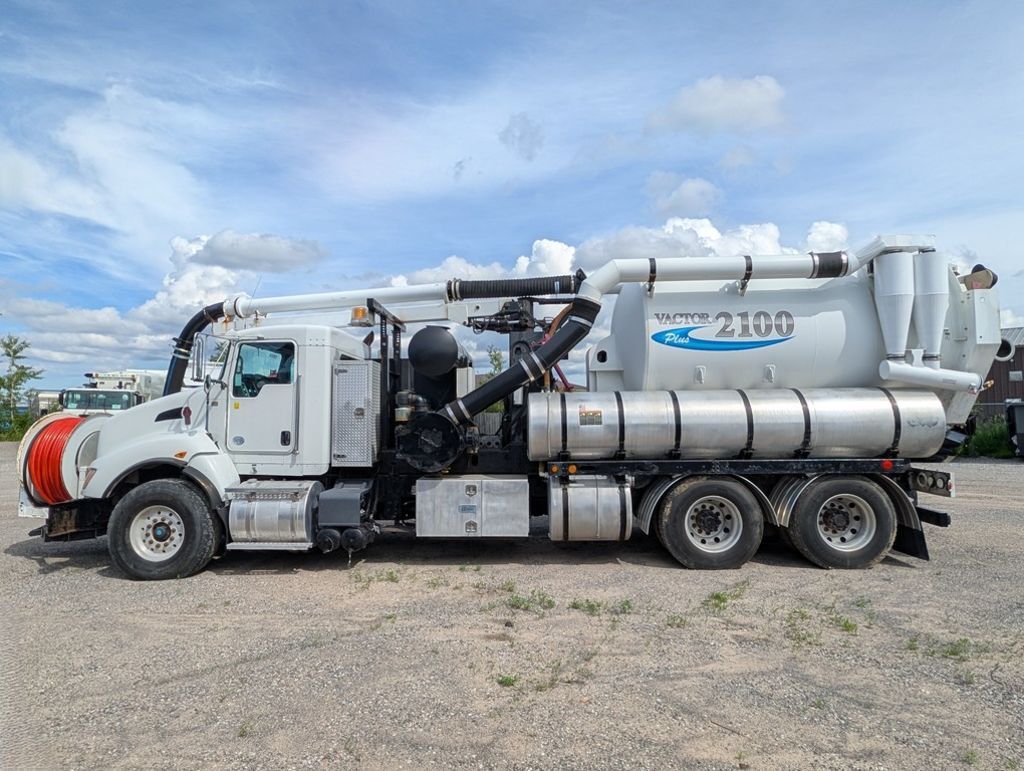 2013 KENWORTH 2100 PLUS PD in Rochester, NY