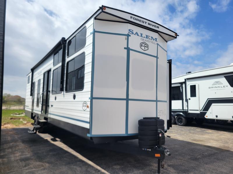 2026 Forest River Salem Grand Villa 40FKP in neenah WI