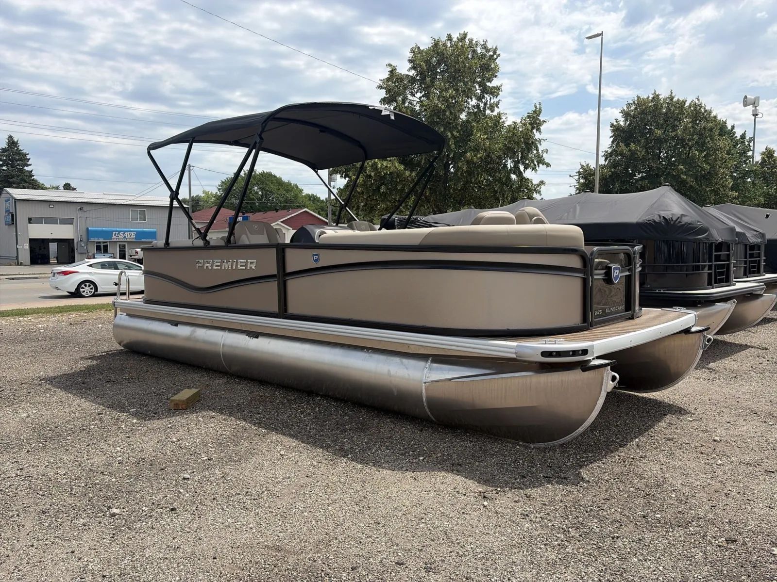 2027 Premier SUNSCAPE 220 RF 90HP BUNK TRAILER Pontoon Boat boat