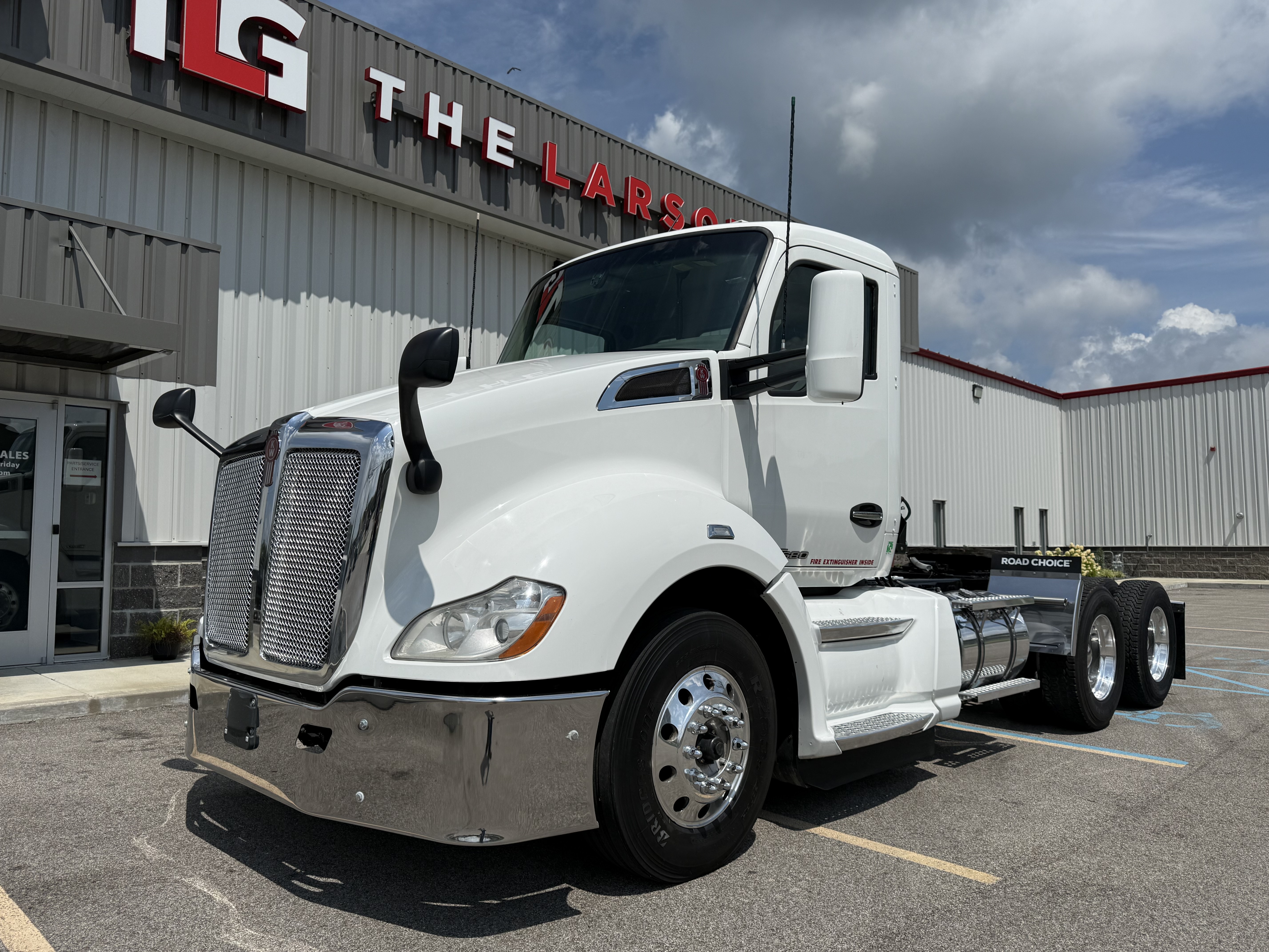 2019 KENWORTH T680 in Evansville, IN