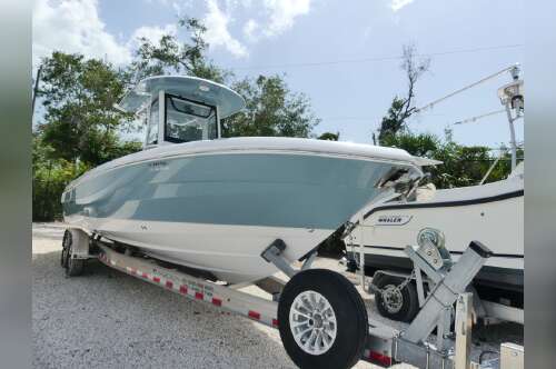 2025 Sea Hunt Escape 28 in bradenton FL