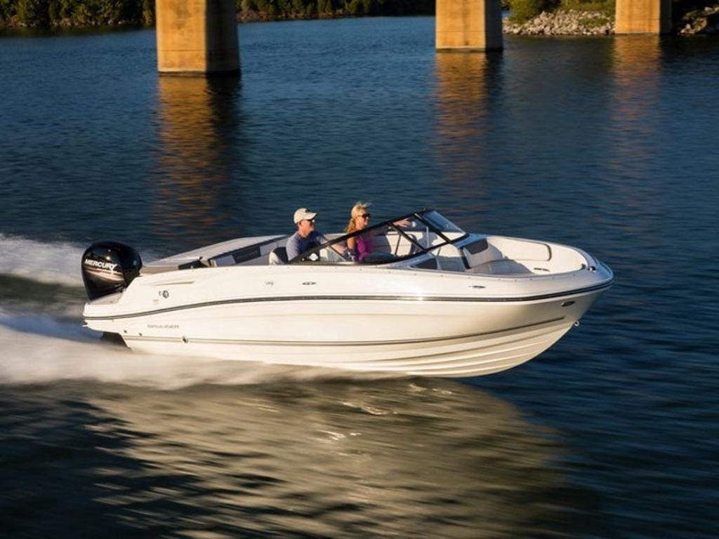 2019 Bayliner VR5 Bowrider OB NAN in bradenton FL