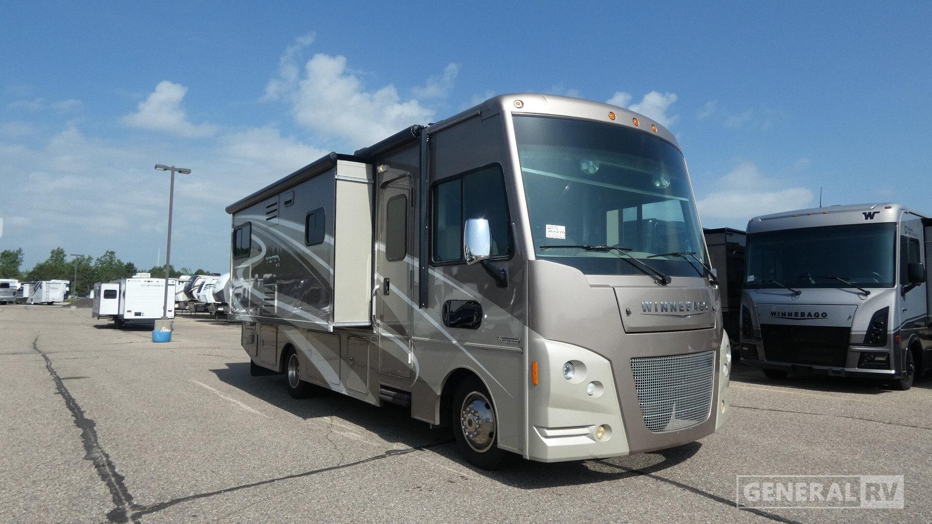 2016 Winnebago VISTA LX 27N in birch run MI